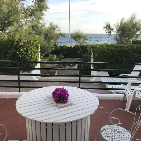 Mare Dello Ionio * トッレ・サン・ジョヴァンニ・ウジェント